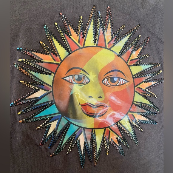 Urban Outfitters medium Sun and Moon graphic tee - Picture 2 of 5
